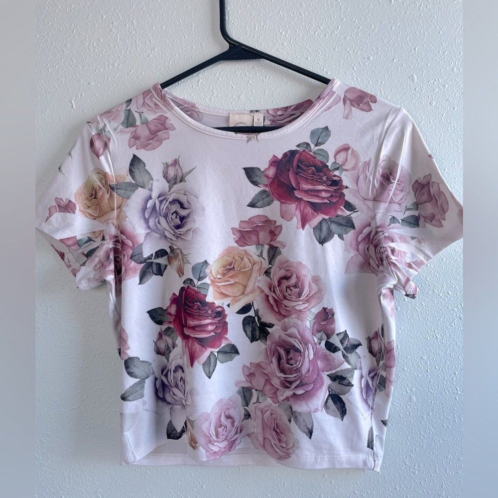 Live In The Moment Crop Top